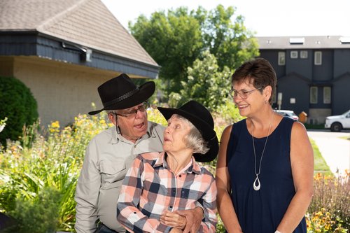 Alan and Joan Rae and Helen Puls